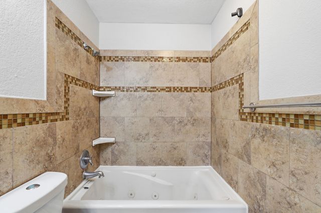 760 Oakwood Avenue, Hurst, TX 76053