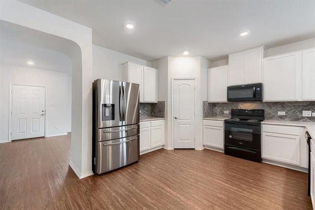 221 Auburn ST, Kyle, TX 78640