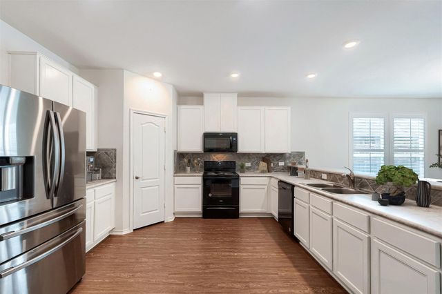 221 Auburn ST, Kyle, TX 78640