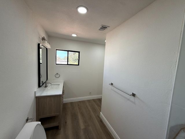 6927 W Yale Avenue, Fresno, CA 93723