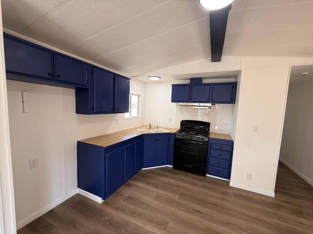 6927 W Yale Avenue, Fresno, CA 93723