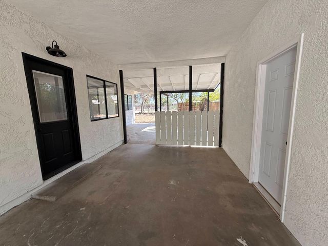 6927 W Yale Avenue, Fresno, CA 93723