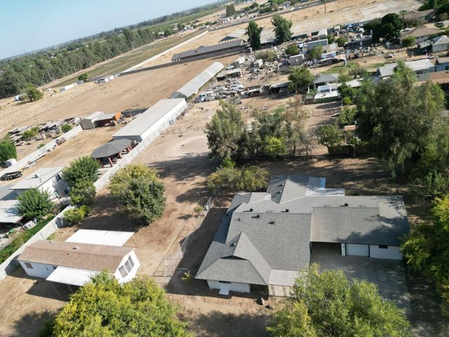 6927 W Yale Avenue, Fresno, CA 93723