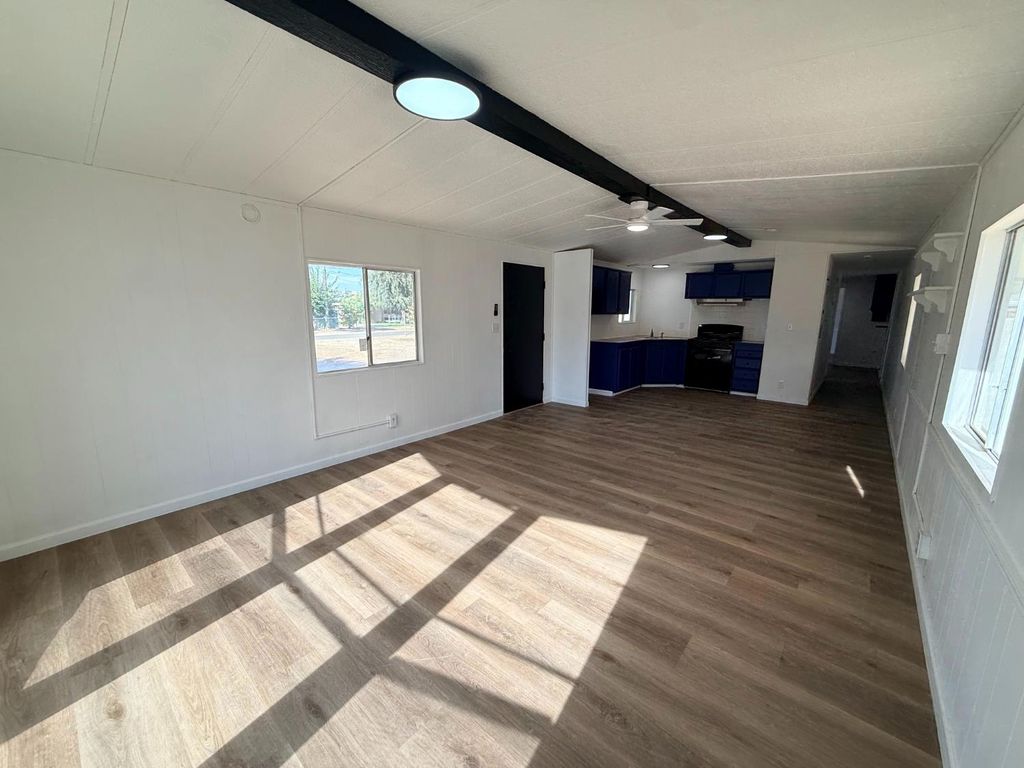 Image 38 of property listing at 6927 W Yale Avenue, Fresno, CA 93723