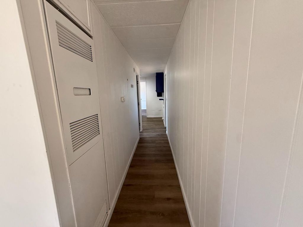 Image 40 of property listing at 6927 W Yale Avenue, Fresno, CA 93723