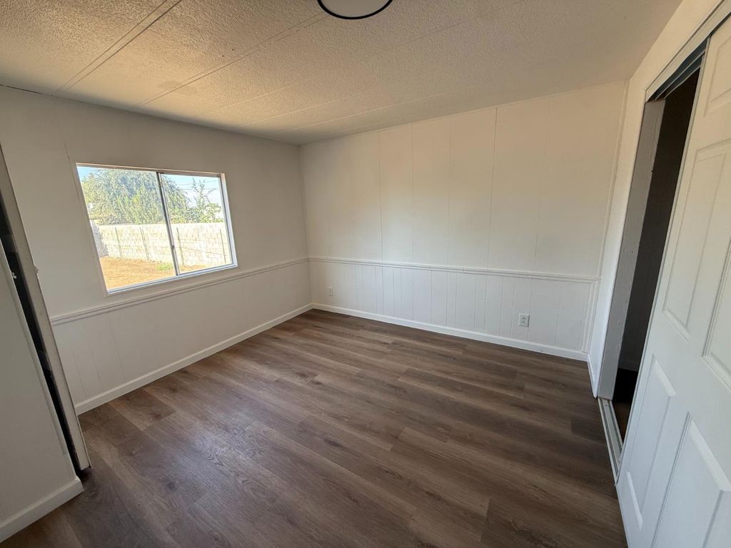 Image 46 of property listing at 6927 W Yale Avenue, Fresno, CA 93723