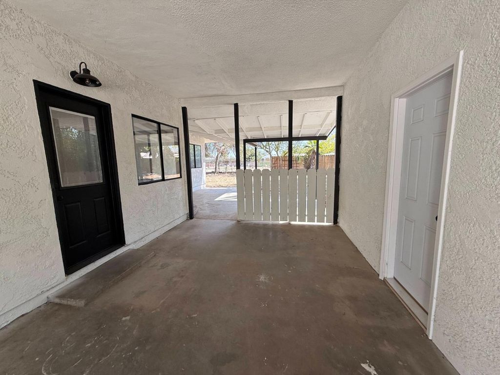 Image 51 of property listing at 6927 W Yale Avenue, Fresno, CA 93723