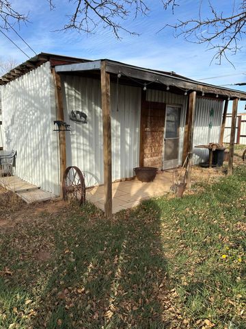 501 E Story Street, Brownfield, TX 79316