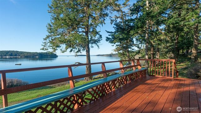 24 Starboard Road, Lopez Island, WA 98261