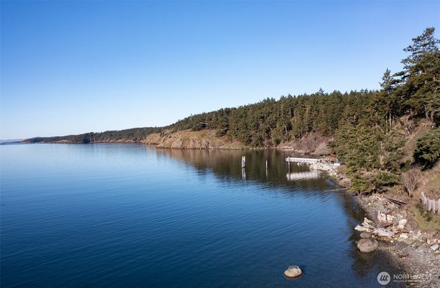 24 Starboard Road, Lopez Island, WA 98261