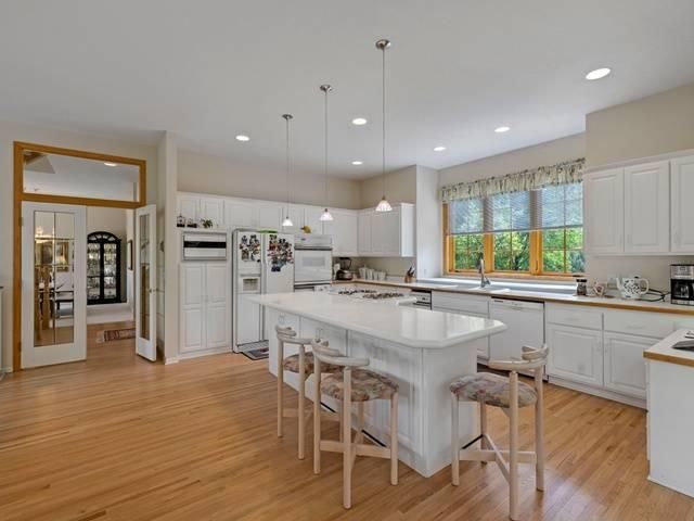 14700 White Oak Drive, Burnsville, MN 55337
