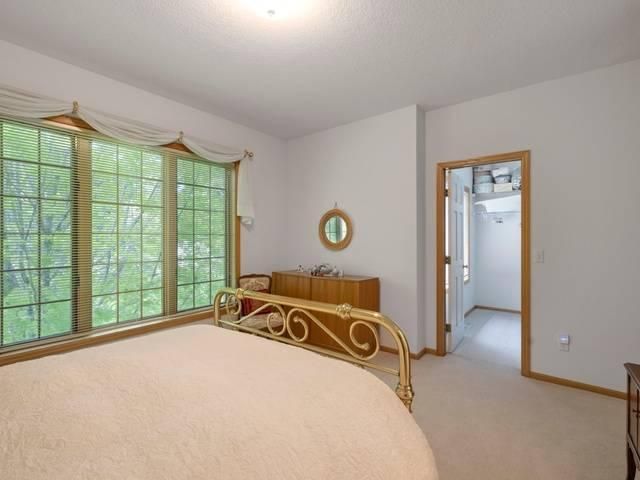 14700 White Oak Drive, Burnsville, MN 55337