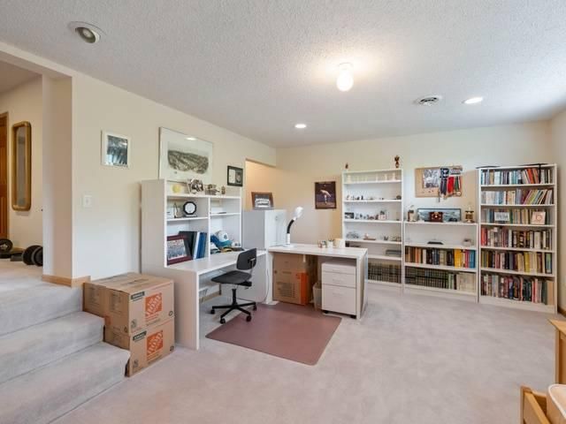 14700 White Oak Drive, Burnsville, MN 55337