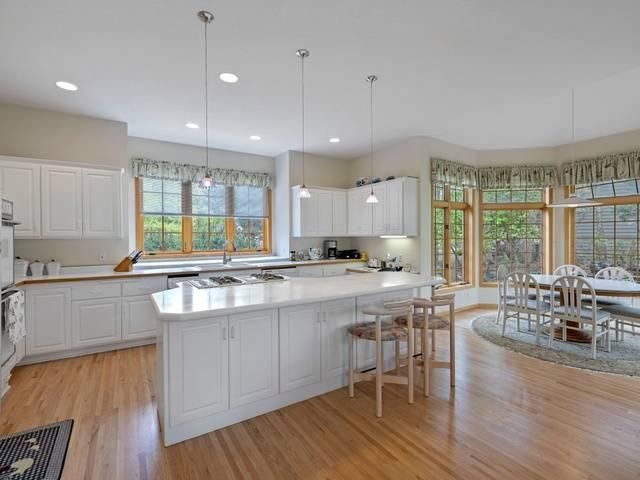 14700 White Oak Drive, Burnsville, MN 55337