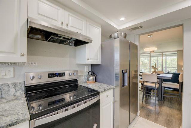 2999 NW 48th Avenue 448, Lauderdale Lakes, FL 33313