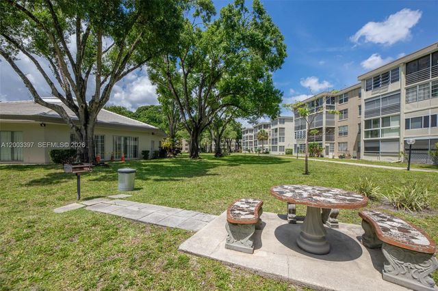 2999 NW 48th Avenue 448, Lauderdale Lakes, FL 33313