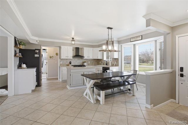 8234 E Pearson Road, Shelby Twp, MI 48316