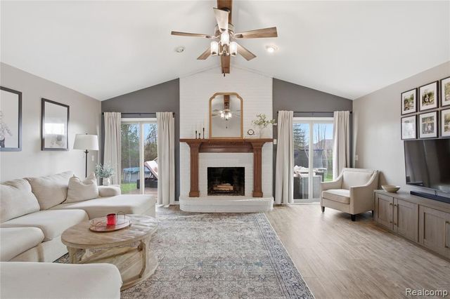 8234 E Pearson Road, Shelby Twp, MI 48316