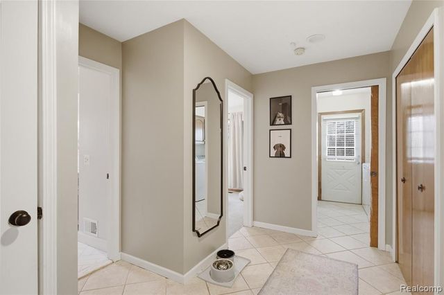 8234 E Pearson Road, Shelby Twp, MI 48316