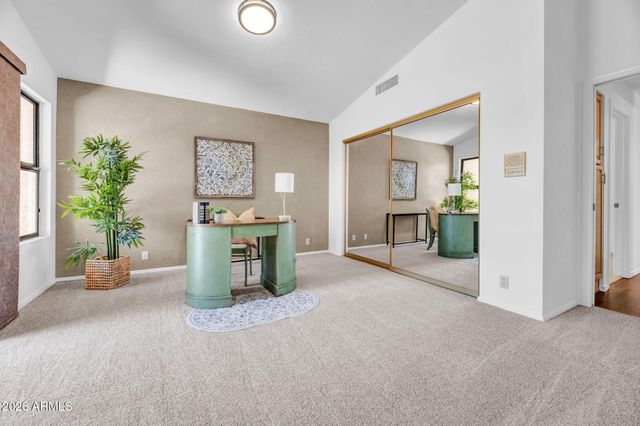 9411 W KERRY Lane, Peoria, AZ 85382