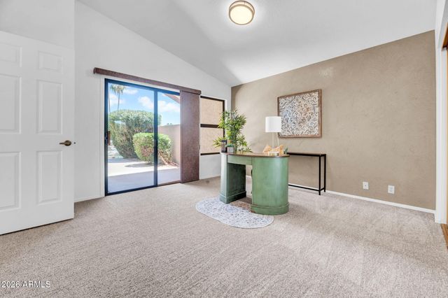 9411 W KERRY Lane, Peoria, AZ 85382