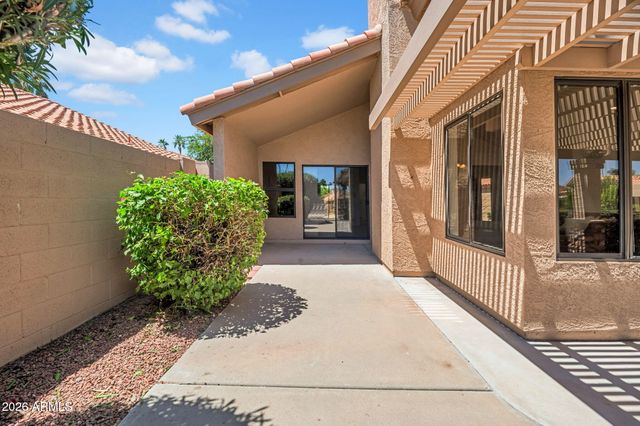 9411 W KERRY Lane, Peoria, AZ 85382