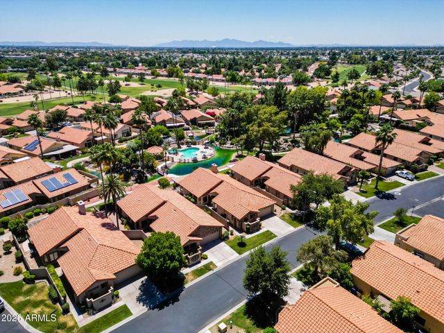 9411 W KERRY Lane, Peoria, AZ 85382