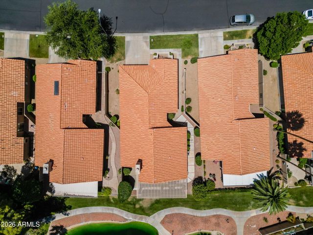 9411 W KERRY Lane, Peoria, AZ 85382