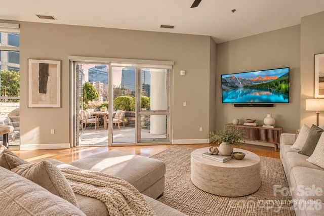 333 W Trade Street W 708, Charlotte, NC 28202