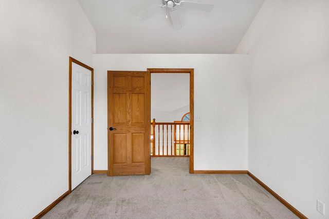 2705 OAKWOOD CIRCLE, Oshkosh, WI 54904
