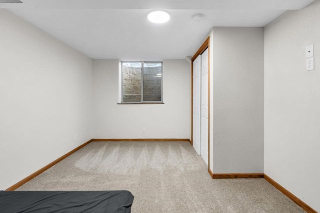 2705 OAKWOOD CIRCLE, Oshkosh, WI 54904