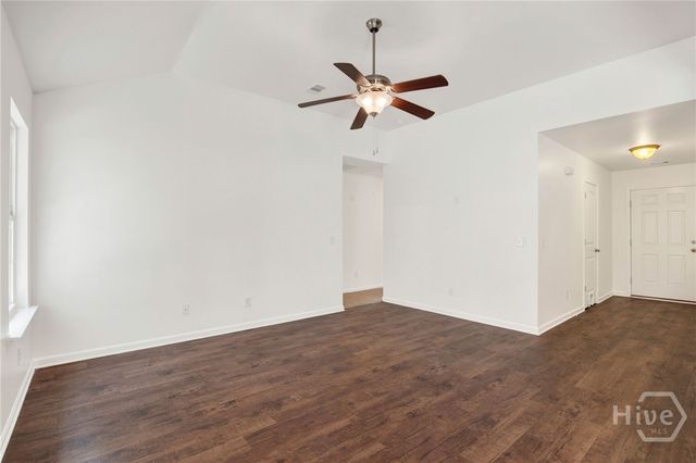 126 Knotty Pine Circle, Springfield, GA 31329