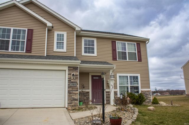 1904 Waynedale Drive, Garrett, IN 46738