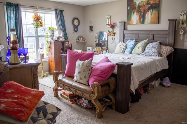 1904 Waynedale Drive, Garrett, IN 46738