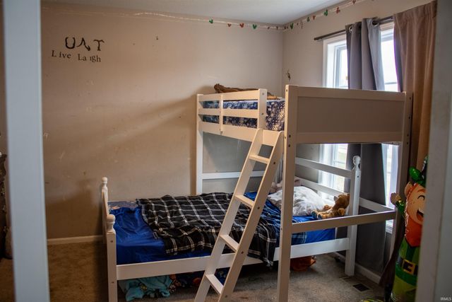 1904 Waynedale Drive, Garrett, IN 46738