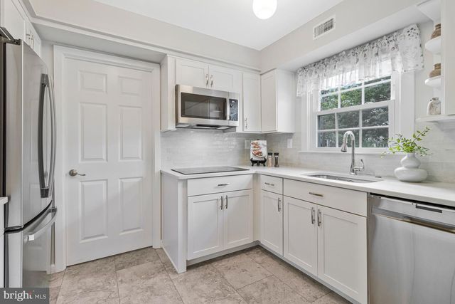 12105 REARDON LN, Bowie, MD 20715
