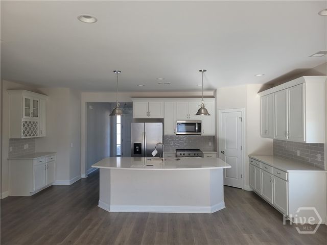 260 McQueen Drive, Pooler, GA 31322