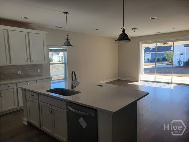 260 McQueen Drive, Pooler, GA 31322