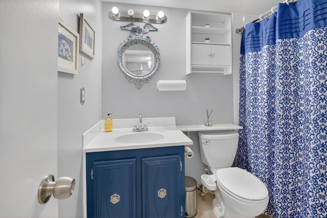 33 Abbey Lane 207, Delray Beach, FL 33446