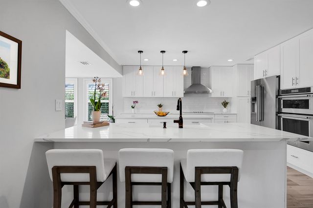 23313 Lago Mar Circle, Boca Raton, FL 33433