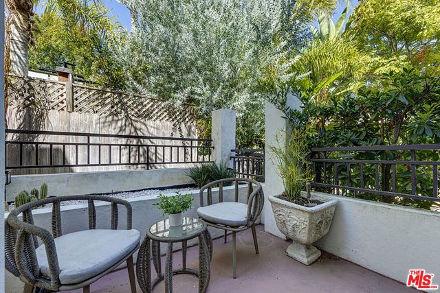 2512 28th Street 110, Santa Monica, CA 90405