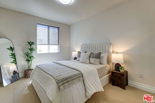 2512 28th Street 110, Santa Monica, CA 90405