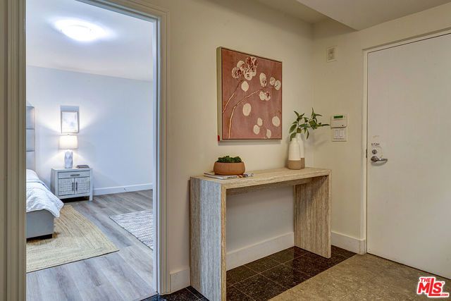 2512 28th Street 110, Santa Monica, CA 90405