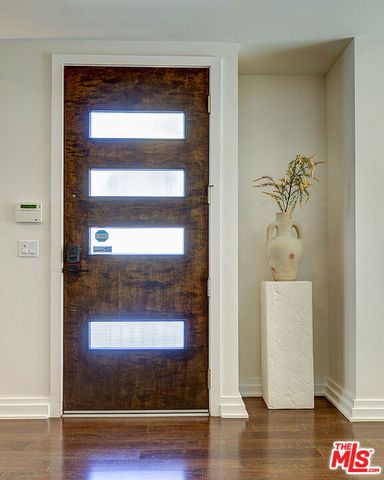 2512 28th Street 110, Santa Monica, CA 90405