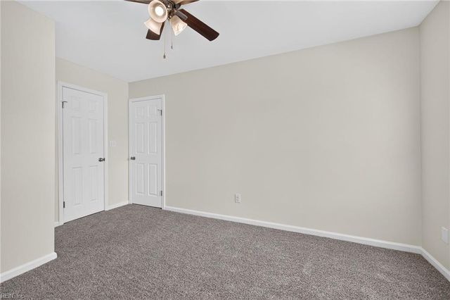 131 Seaside LN, Virginia Beach, VA 23462