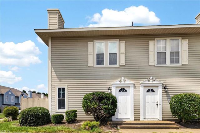 131 Seaside LN, Virginia Beach, VA 23462