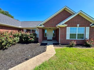 3506 Farm Land Court, Granbury, TX 76048