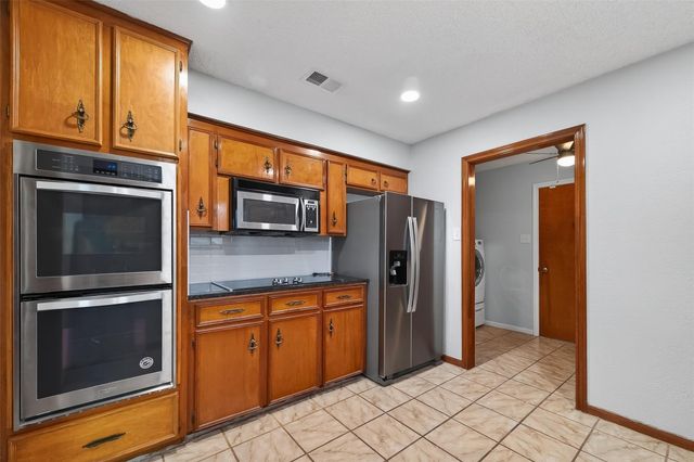 2907 Virginia Street, La Marque, TX 77568