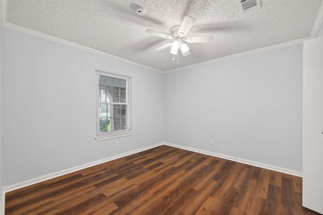 2907 Virginia Street, La Marque, TX 77568