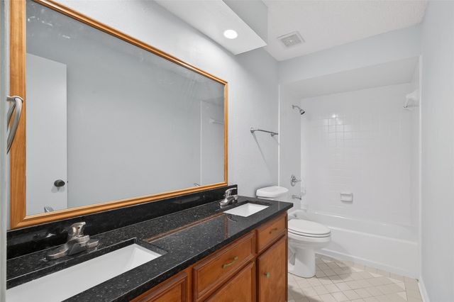 2907 Virginia Street, La Marque, TX 77568